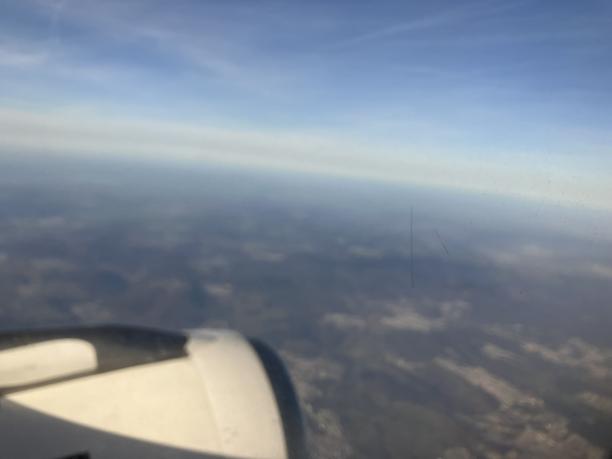 Aufbruch — Blick aus dem Flugzeugfenster